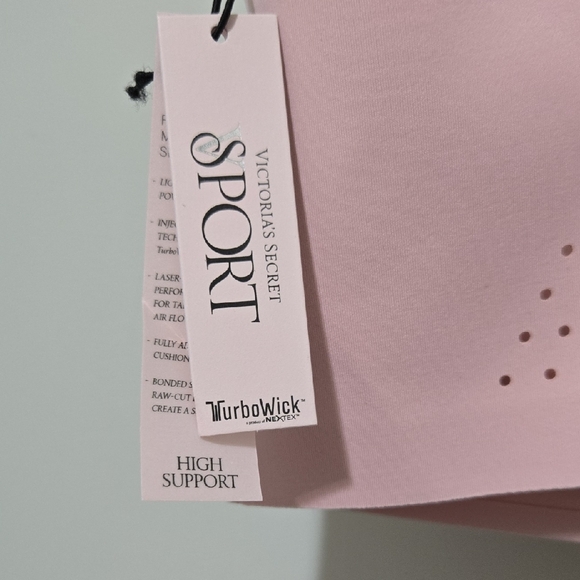 VSX Featherweight Max™ Sports Bra - Picture 4 of 11